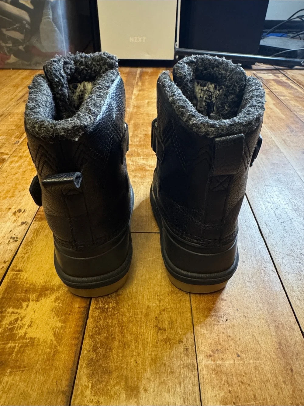 Cat & Jack sturdy black